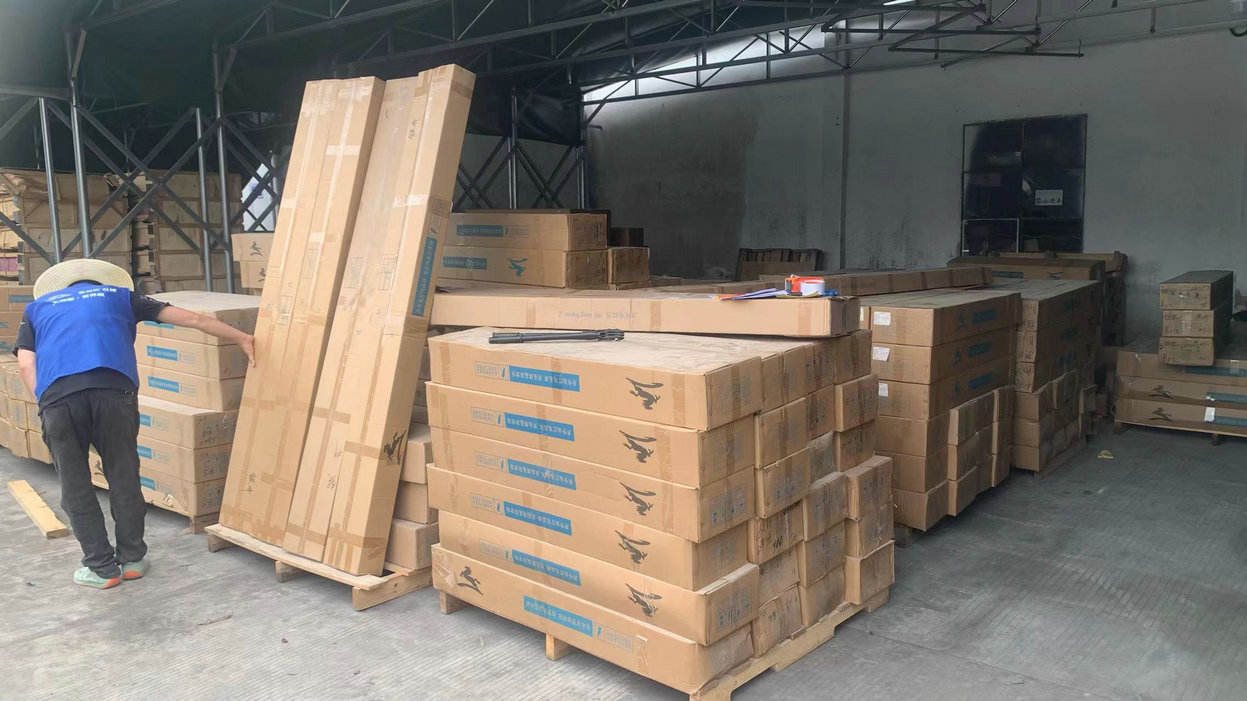 SQF packing and delivery preparation
