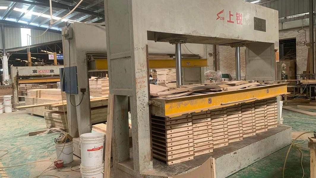 SQF production press and workshop process